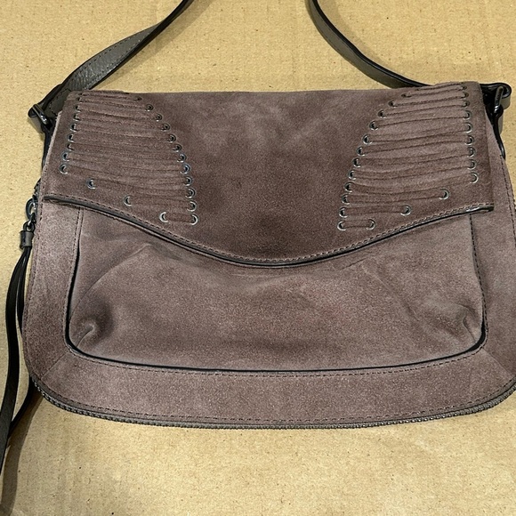 Taupe leather & suede Vince Camuto Crossbody bag w/zipper and magnetic closures - Picture 1 of 7